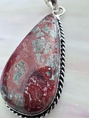 Artisan Handcrafted Crazy Lace AGATE Red and Gray Teardrop Stone Pendant
